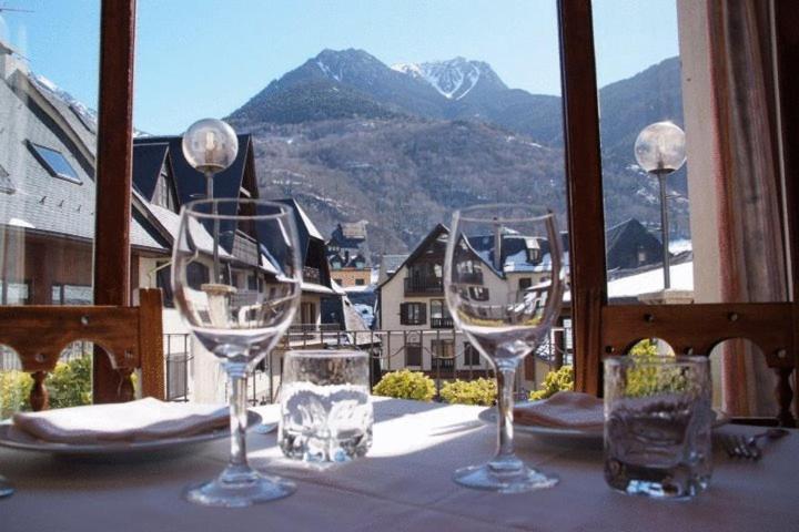 Hosteria Catalana Bossost Luaran gambar