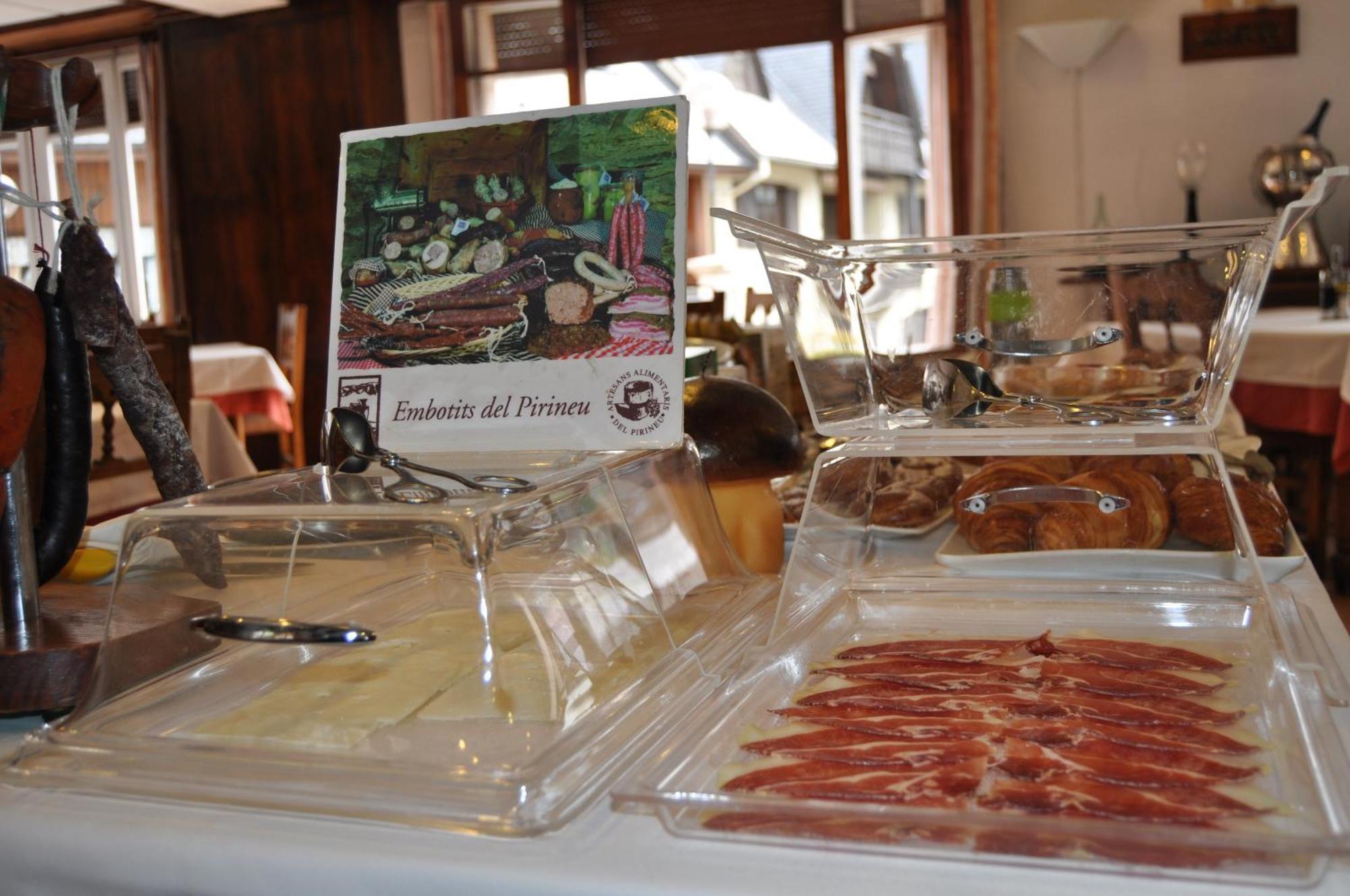 Hosteria Catalana Bossost Luaran gambar