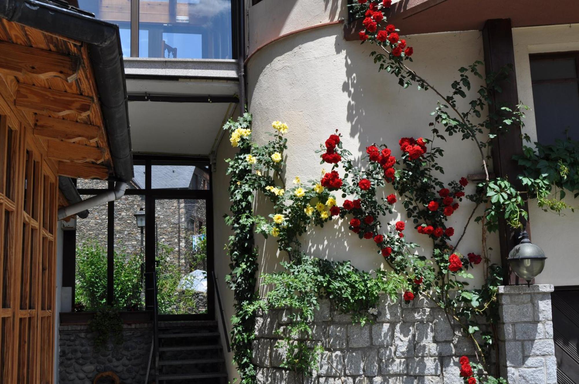 Hosteria Catalana Bossost Luaran gambar