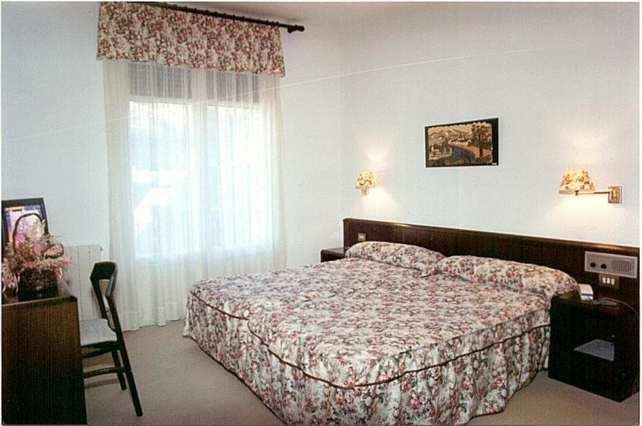 Hosteria Catalana Bossost Luaran gambar